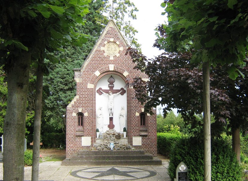 Kapel kerkhof Musschenberg